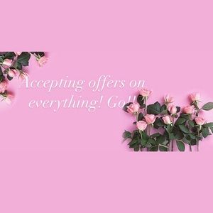 ACCEPTING OFFERS ON EVERYTHING 💕👛